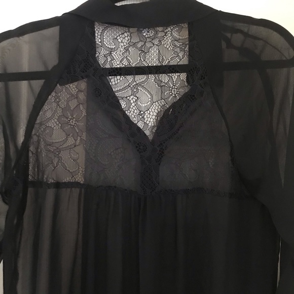 Blouse - Picture 3 of 3